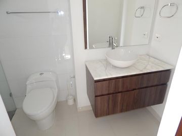 apartamento en venta en villa del este. Cod V72288