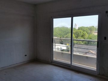 LOCAL/MONOAMBIENTES Y DOS AMBIENTES , A METROS DE AV LOPE DE VEGA , en obra y con financiacion o a punto de terminar