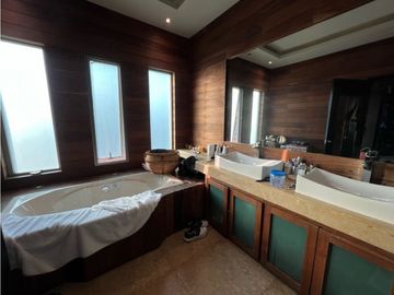 Preciosa residencia en Venta en Zona Plateada, Pachuca