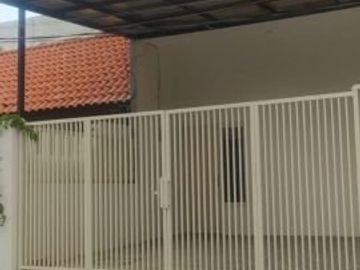 Rumah Rungkut Asri Tengah Surabaya New Gress