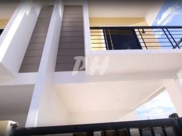 New Townhouse For Sale in San Bartolome Near Sauyo Road PH