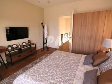 New Townhouse For Sale in San Bartolome Near Sauyo Road PH