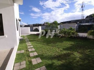 New Townhouse For Sale in San Bartolome Near Sauyo Road PH