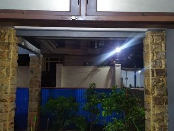 Paling Murah! Rumah 3 Lantai Dekat Dengan PIM 2