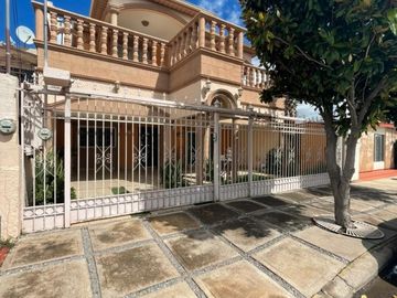 CASA EN VENTA FRACC. SAN ANTONIO EN CD. CUAUHTÉMOC, CHIHUAHUA.