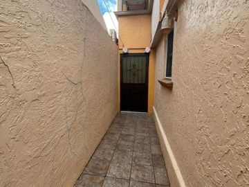 CASA EN VENTA FRACC. SAN ANTONIO EN CD. CUAUHTÉMOC, CHIHUAHUA.