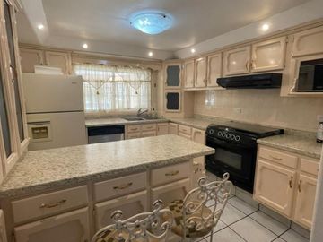 CASA EN VENTA FRACC. SAN ANTONIO EN CD. CUAUHTÉMOC, CHIHUAHUA.