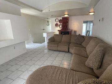 CASA EN VENTA FRACC. SAN ANTONIO EN CD. CUAUHTÉMOC, CHIHUAHUA.