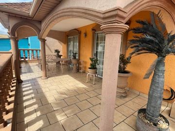 CASA EN VENTA FRACC. SAN ANTONIO EN CD. CUAUHTÉMOC, CHIHUAHUA.