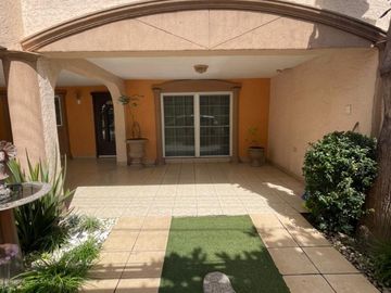 CASA EN VENTA FRACC. SAN ANTONIO EN CD. CUAUHTÉMOC, CHIHUAHUA.