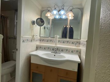 CASA EN VENTA FRACC. SAN ANTONIO EN CD. CUAUHTÉMOC, CHIHUAHUA.