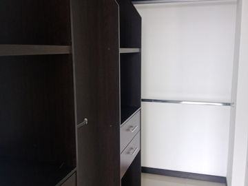 apartamento en venta en alfaguara. Cod V118842
