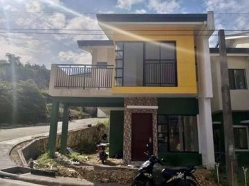 Single Attached House for Sale in Consolacion Cebu