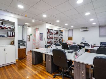 Casa en Venta en Santa Beatriz - Estupenda Casa Oficina Remodelada