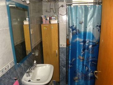 Casa en venta en Isidro Casanova