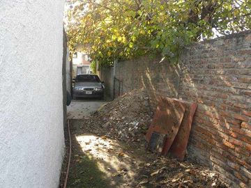 Casa en venta en Isidro Casanova