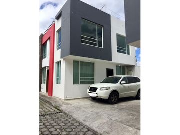 VENDO-ARRIENDO CASA EN IBARRA CONJUNTO HABITACIONAL CAMPO REAL