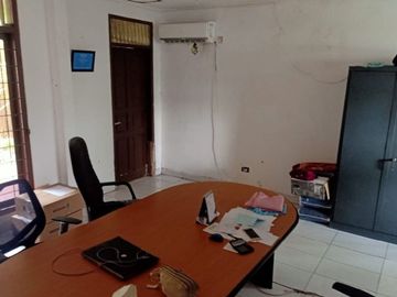 DIJUAL RUMAH (Cocok Juga Jadi Kantor) DI JL. LEBAK BULUS TENGAH,CILANDAK BARAT, KOTA JAKARTA SELATAN