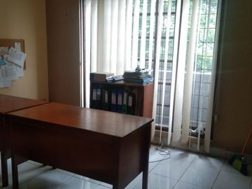 DIJUAL RUMAH (Cocok Juga Jadi Kantor) DI JL. LEBAK BULUS TENGAH,CILANDAK BARAT, KOTA JAKARTA SELATAN