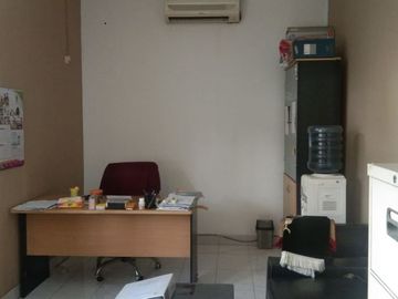 DIJUAL RUMAH (Cocok Juga Jadi Kantor) DI JL. LEBAK BULUS TENGAH,CILANDAK BARAT, KOTA JAKARTA SELATAN