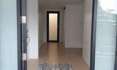 TOWN HOUSE IN AFPOVAI TAGUIG CITY