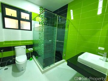 Spacious 3-bedroom House with private pool