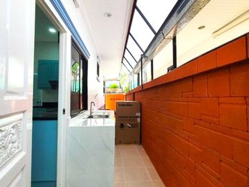 Spacious 3-bedroom House with private pool