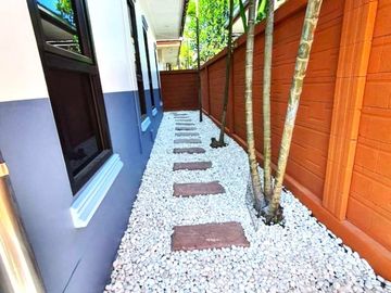 Spacious 3-bedroom House with private pool