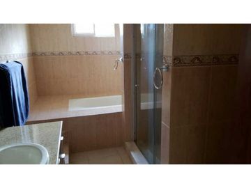 Se vende casa en Rainforest Village PH Las Huacas