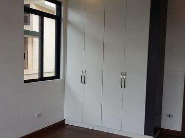 MODERN DESIGN OPEN LAY-OUT BRAND NEW HOUSE BF HOMES