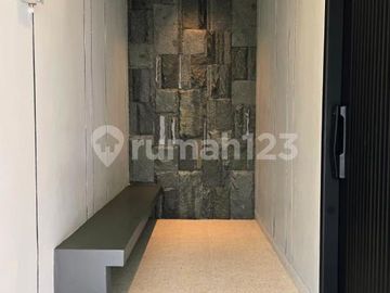 Dijual Cepat Rumah Bagus 2 Lantai (9X20) SHM Hadap Timur di BSD The Green