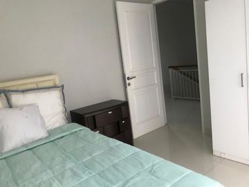 Disewakan Rumah ( Fully Furnish) Di Jl.Berlian,Cilandak Jakarta Selatan