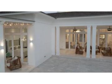 Vendo casa en zona exclusiva de Samborondon