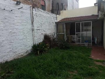 Departamento Tipo Casa en venta en Lanus Oeste