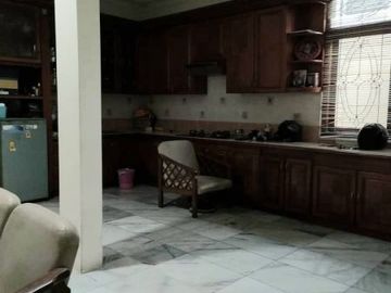 Rumah asri arcamanik dekat antapani, cisaranten bandung