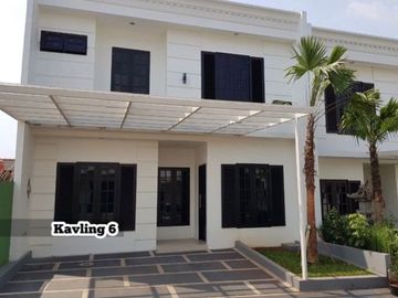 For Sale Beautiful 4BR Townhouse at Lebak Bulus