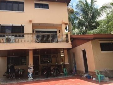 House and lot for sale in Forest Hills Banawa Cebu City Philippines.