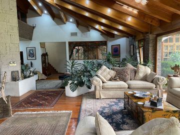 SE VENDE EXCELENTE CASA