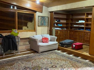 SE VENDE EXCELENTE CASA