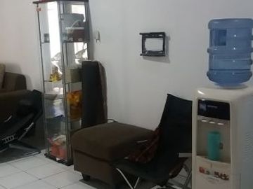 Rumah siap huni dalam cluster di Ciputat