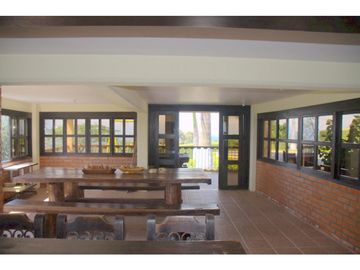 SE VENDE FINCA EN LA VIA FILANDIA-ALCAL