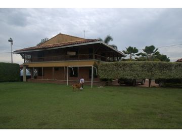 SE VENDE FINCA EN LA VIA FILANDIA-ALCAL