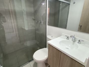 apartamento en arriendo en la cuenca. Cod A515384