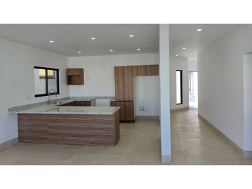 Casa en Venta con sótano en Cumbres Elite Premier Garcia