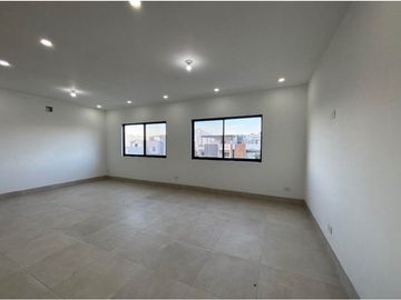 Casa en Venta con sótano en Cumbres Elite Premier Garcia