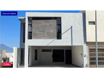Casa en Venta con sótano en Cumbres Elite Premier Garcia