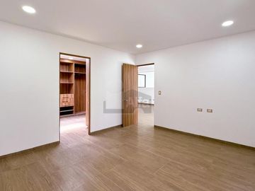 Casa en venta en Hacienda San Antonio Metepec con habitación en planta baja