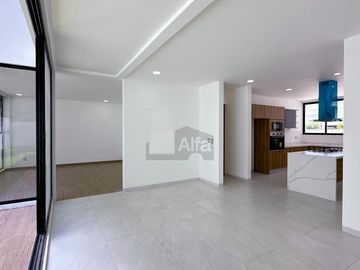 Casa en venta en Hacienda San Antonio Metepec con habitación en planta baja