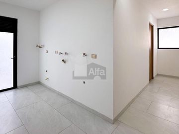 Casa en venta en Hacienda San Antonio Metepec con habitación en planta baja