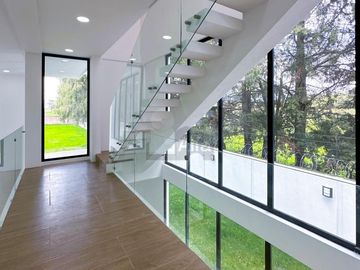 Casa en venta en Hacienda San Antonio Metepec con habitación en planta baja